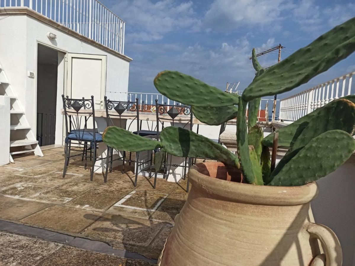 Louis Mary Apartment Gallipoli Buitenkant foto